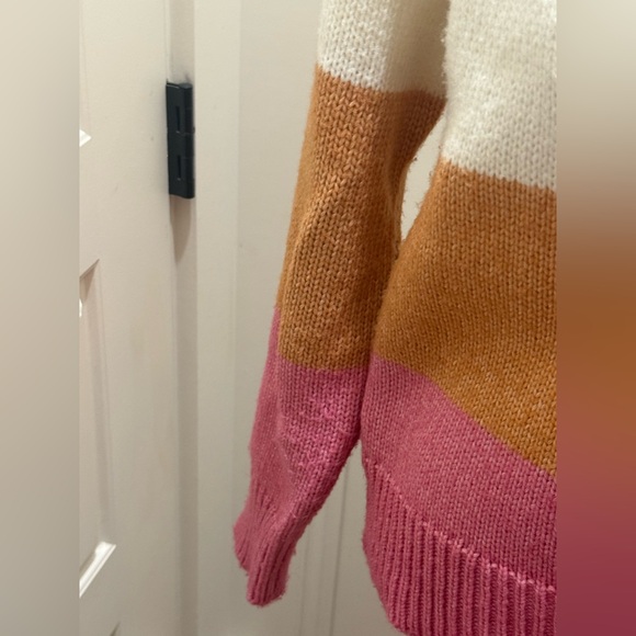 Roxy. Too Far Knit Colorblock stripped Sweater. Cream/orange/white/pink. Med. - Picture 8 of 12
